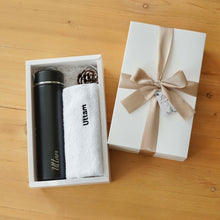 Load image into Gallery viewer, Classic Gift Set #3 (Vacuum Flask, Towel)