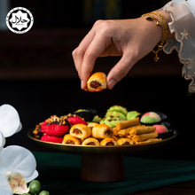 Load image into Gallery viewer, Premium Raya Exclusive Wooden Box