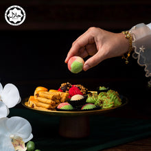 Load image into Gallery viewer, Premium Raya Exclusive Wooden Box