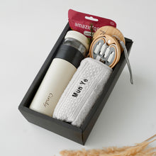 Load image into Gallery viewer, Classic Gift Set #20 (Flask, Cable5-in-1, Towel, Granola)