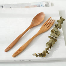 Load image into Gallery viewer, Classic Gift Set #3 (Vacuum Flask, Towel)