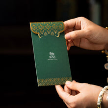 Load image into Gallery viewer, Premium Raya Exclusive Wooden Box