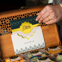 Load image into Gallery viewer, Premium Raya Exclusive Wooden Box