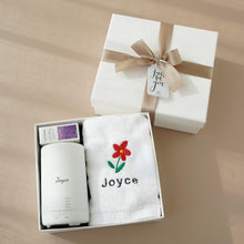 Load image into Gallery viewer, For Her #11- Aromatherapy humidifier with Calm Relaxing Oil and Towel set