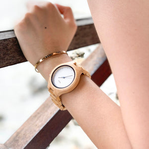 Personalized Wooden Watch – Joven Maple (1 year warranty)