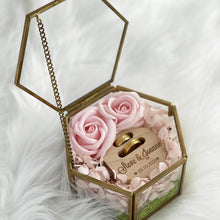 Load image into Gallery viewer, Personalized Glass Wedding Ring Box (Flowers included)
