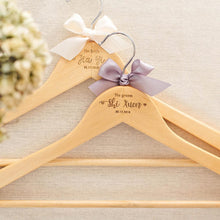 Load image into Gallery viewer, Personalized Wooden Hanger, Wedding Hanger, Hanger for Groom and Bride, Wedding Gift, Unique Wedding Gift, Wedding Accesories, Wedding Present, 结婚礼物，新郎新娘客制化衣架，
